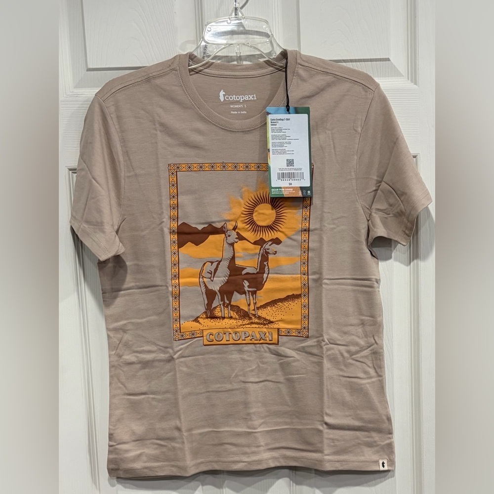 Cotopaxi Women's Small Llama Greetings T-Shirt Tee Cotton Short Sleeve Tan NWT